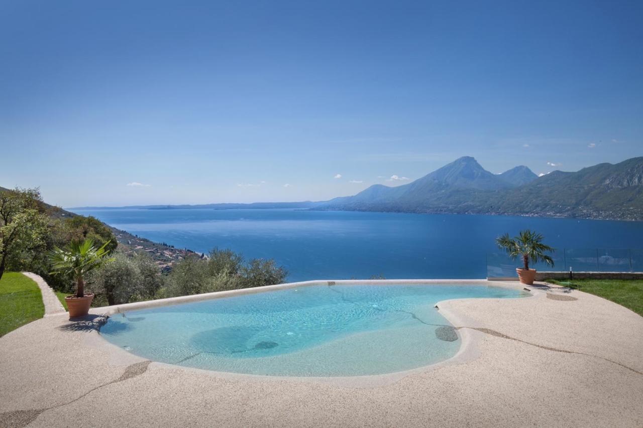 Villa Divina - Apt Icona Con Piscina E Vista Lago Кастеллетто-ди-Бренцоне Экстерьер фото